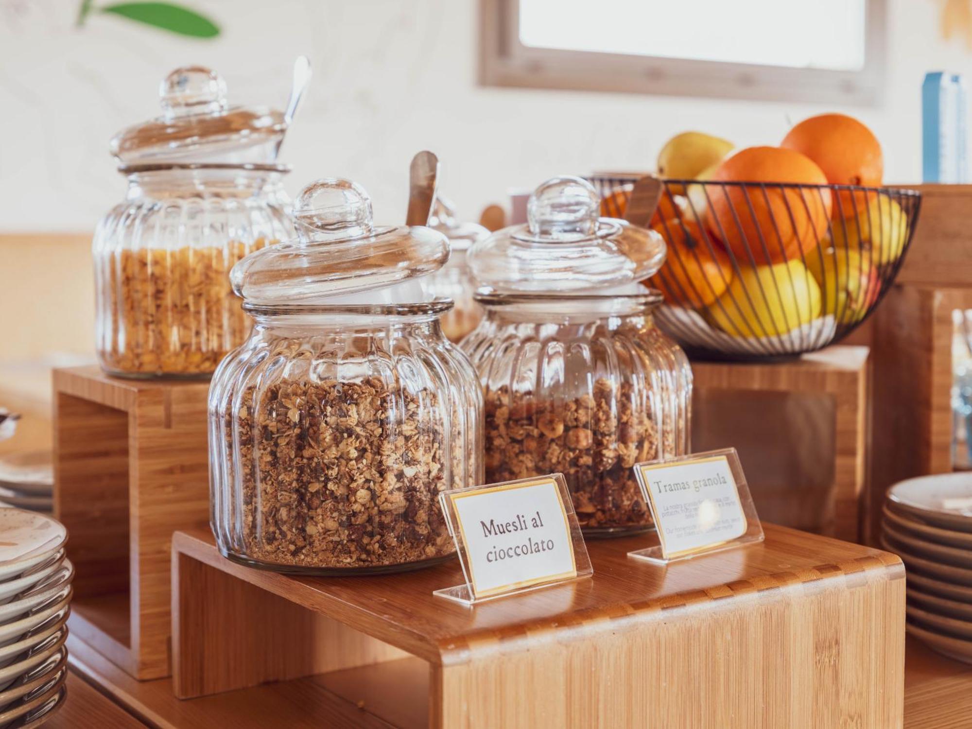 奥斯皮塔丽塔德尔康德Spa酒店 奧爾比亞 外观 照片